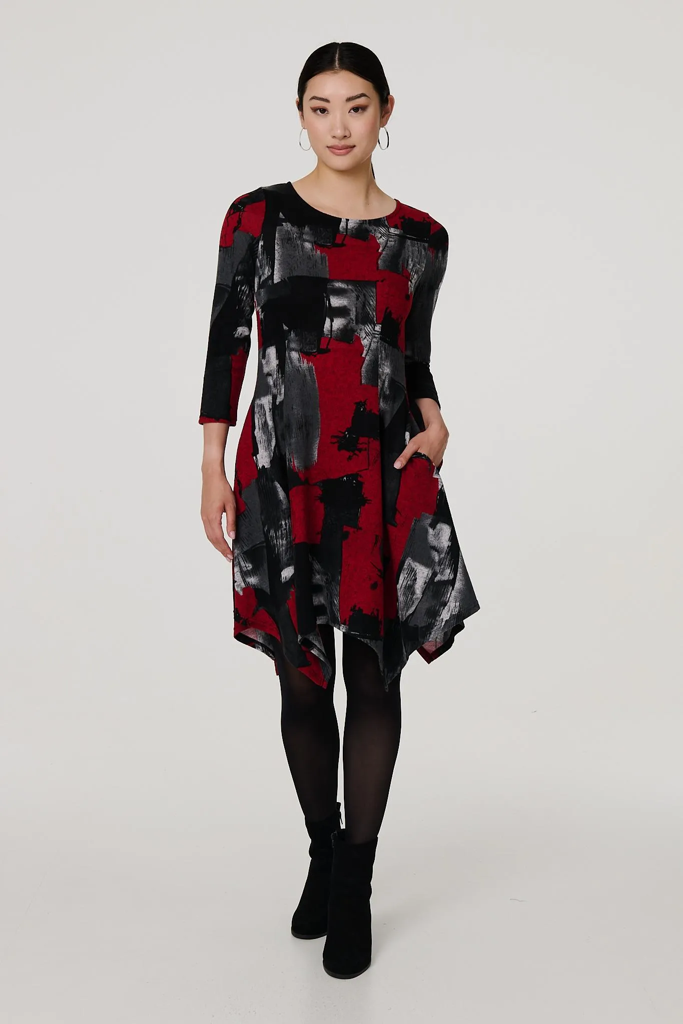 Abstract 3/4 Sleeve Hanky Hem Midi Dress