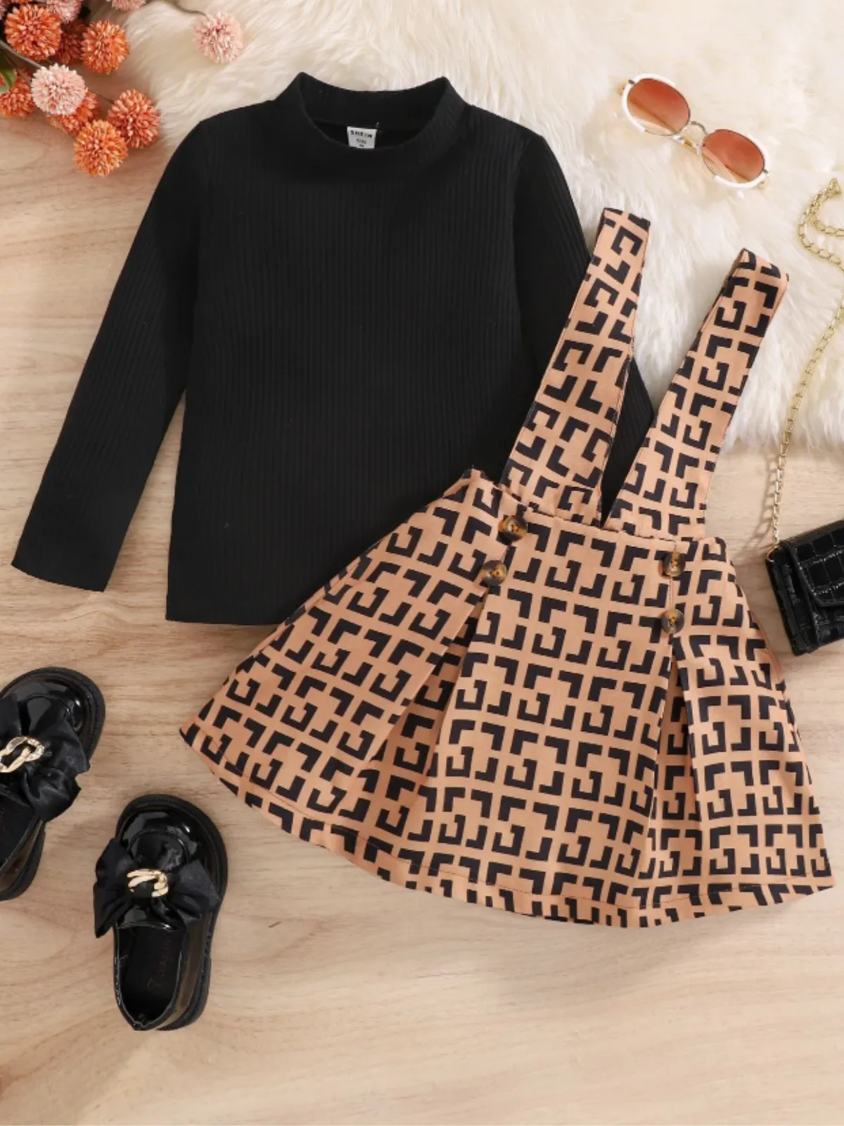 Elegant Girls Dress Set with Patterned Skirt and Long-Sleeve Top