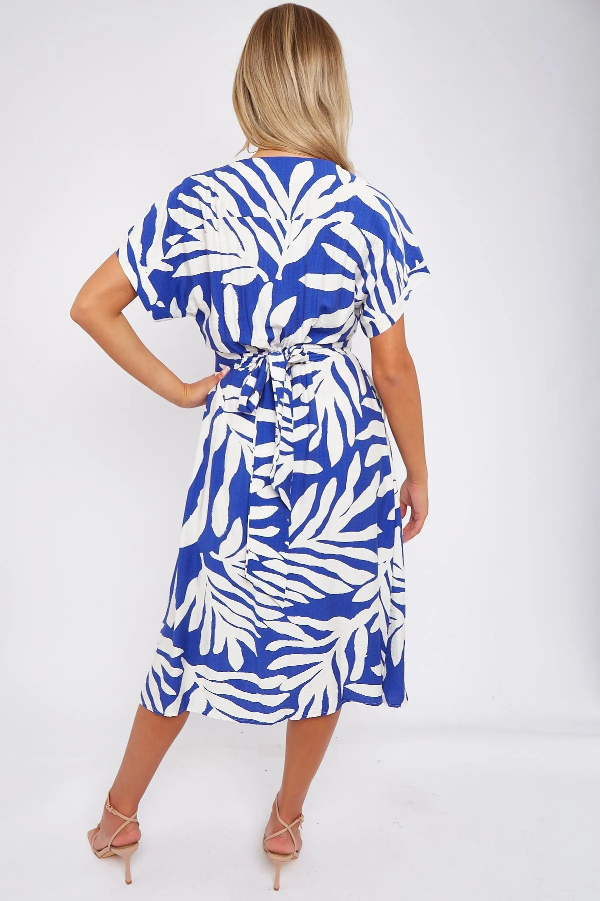 LOVE SUNSHINE Blue Leaf Print Short Sleeve V Neck Midi Dress