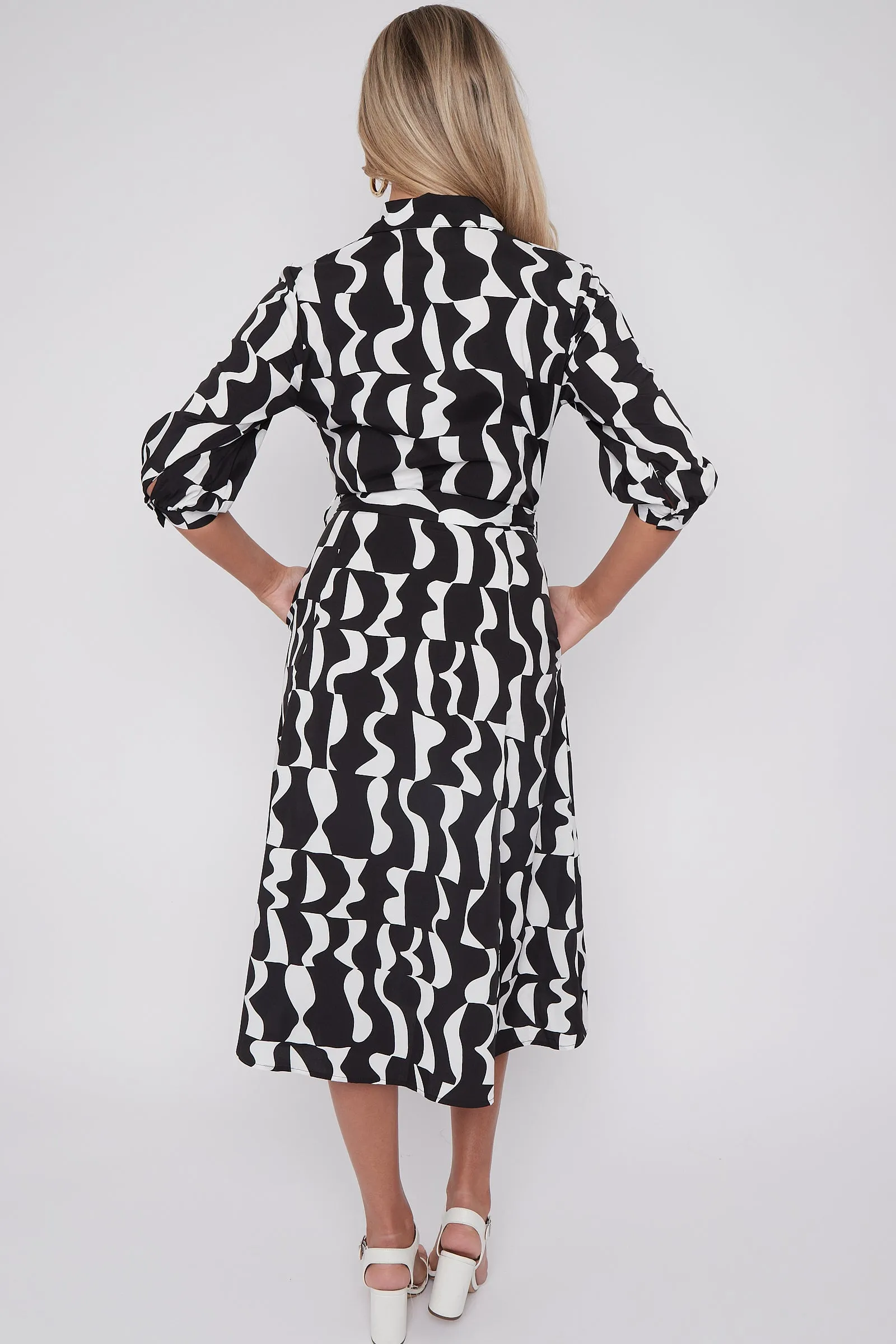 LOVE SUNSHINE Mono Geometric Print Half Sleeve Midi Shirt Dress