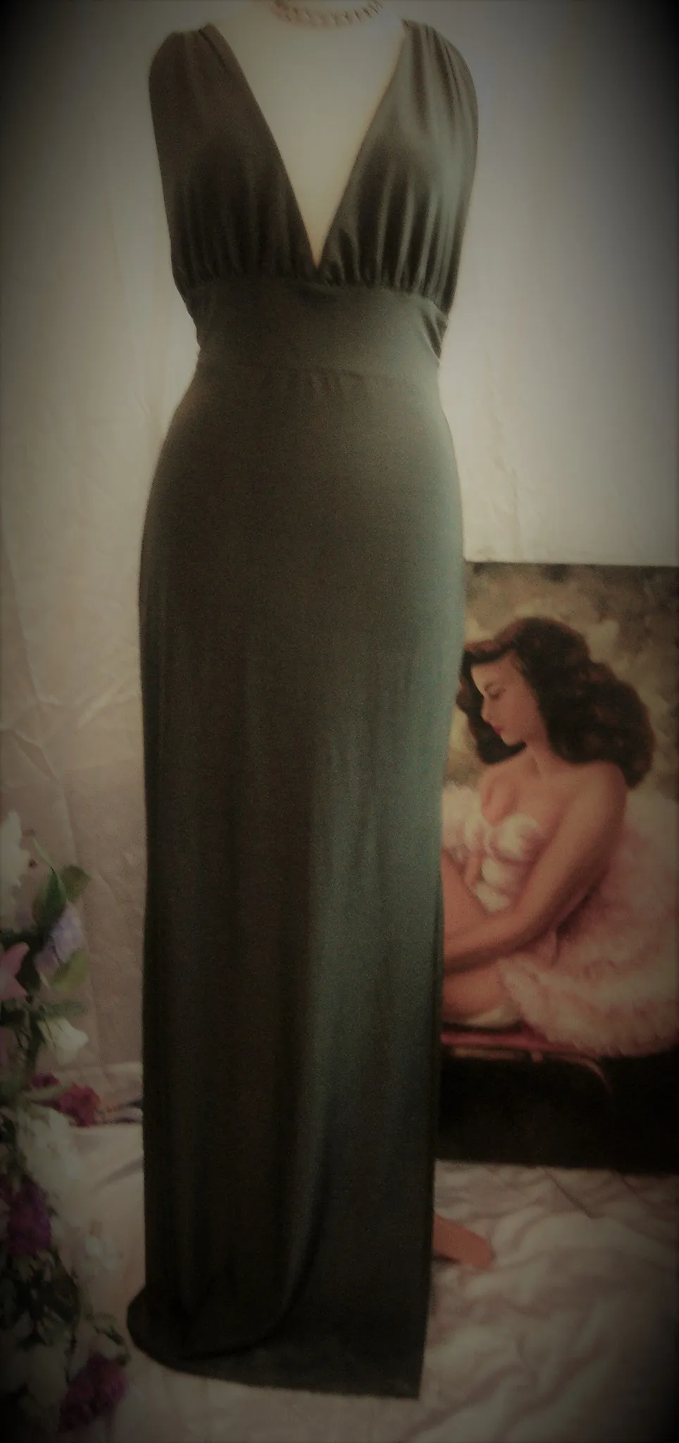 Olive green sexy maxi dress backless plunge neckline evening dress